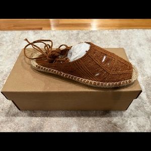 Anthropology- Josefina woven ankle-tie flats